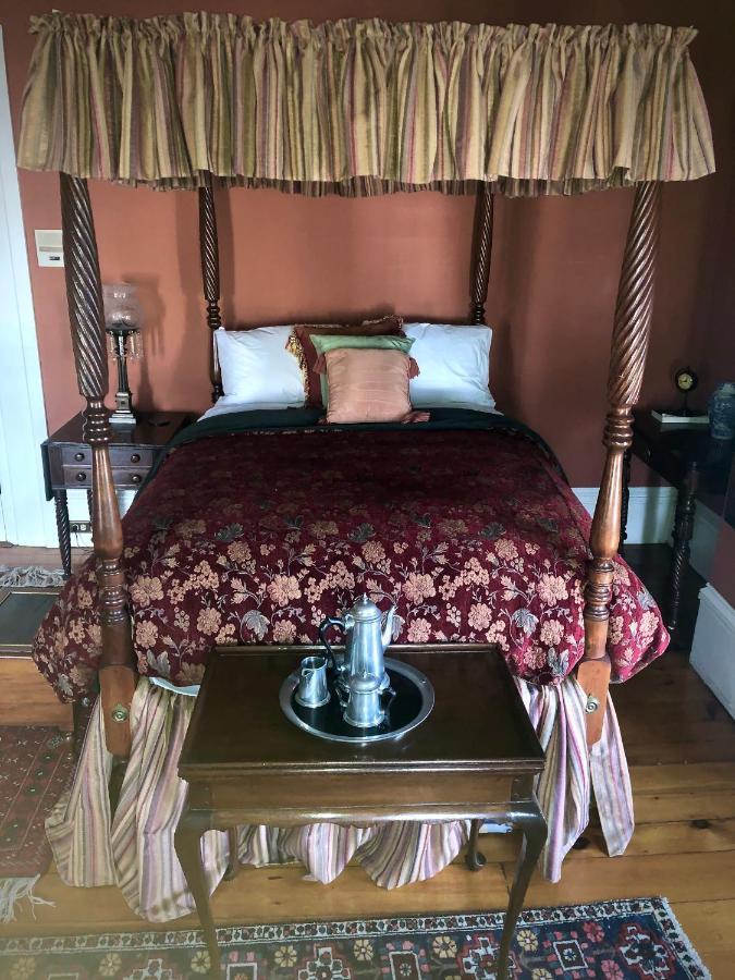 Oakcliff Bed And Breakfast Halfmoon Bagian luar foto